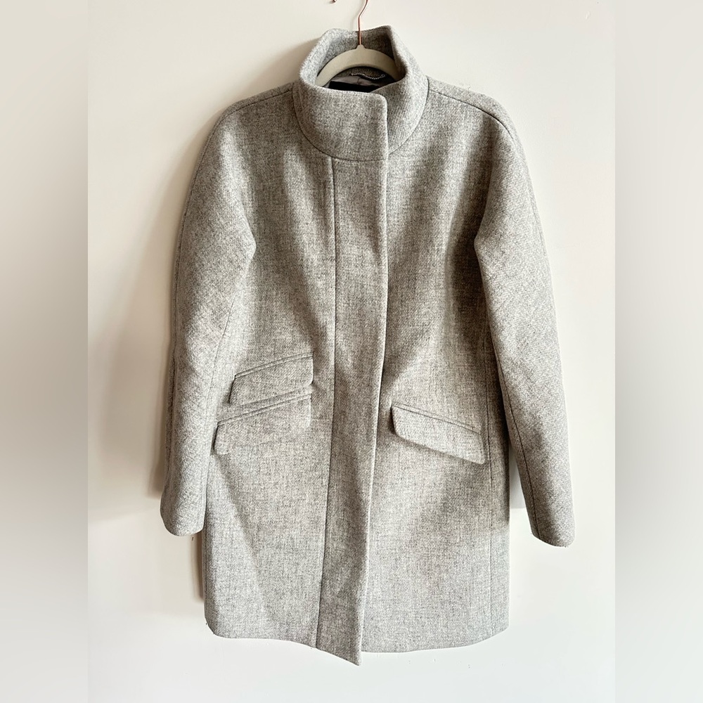 J. Crew Classic Gray Trench Coat size 6 
Beautiful!!! Like new color Grey